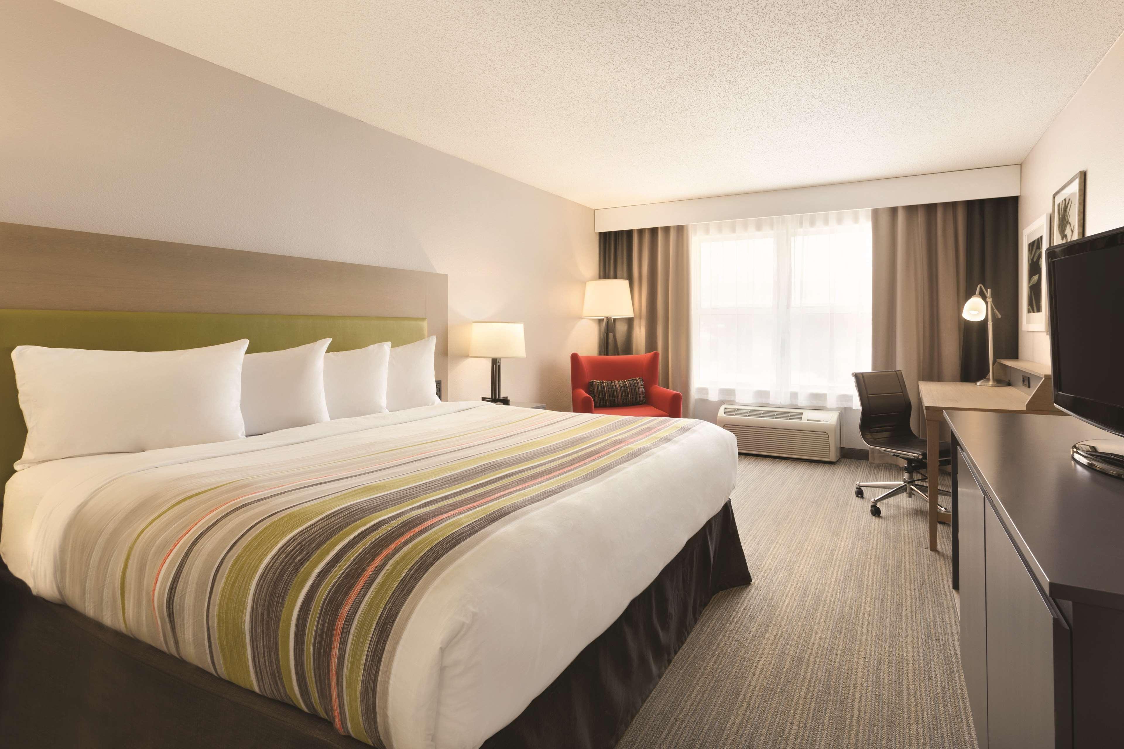 Country Inn & Suites By Radisson, Valparaiso, In Exterior photo