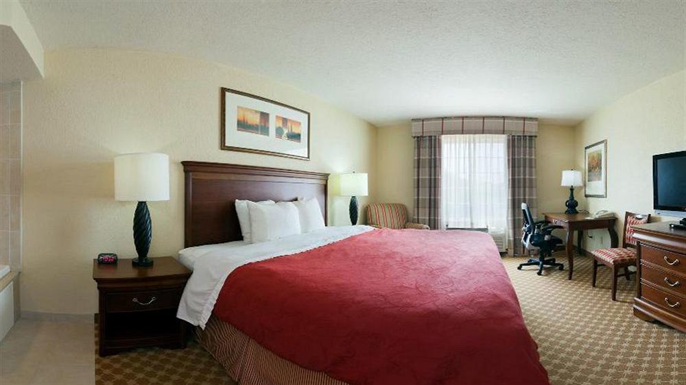 Country Inn & Suites By Radisson, Valparaiso, In Exterior photo